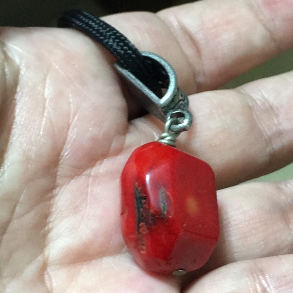 🖤Red Coral 💕necklace - Picture 5 of 8